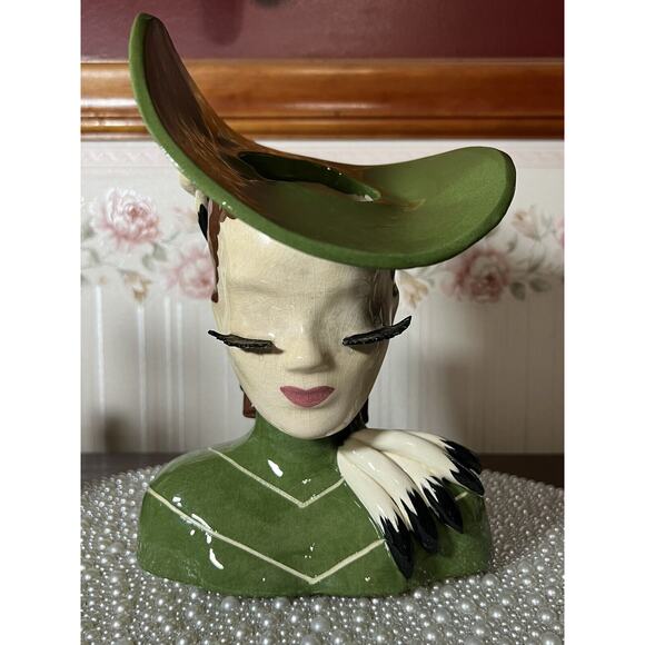 ERMYN TRUDE SIGNED BETTY LOU NICHOLS LADY HEAD VASE EYELASHES VINTAGE, Large - Picture 1 of 10